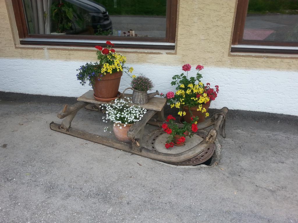 Gasthaus Traube Bichlbach Exterior foto